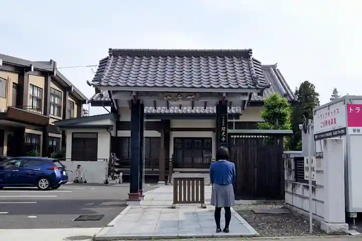 超光寺の山門・神門