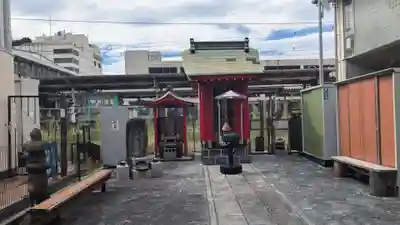 木更津駅東口無縁観音講の本殿・本堂