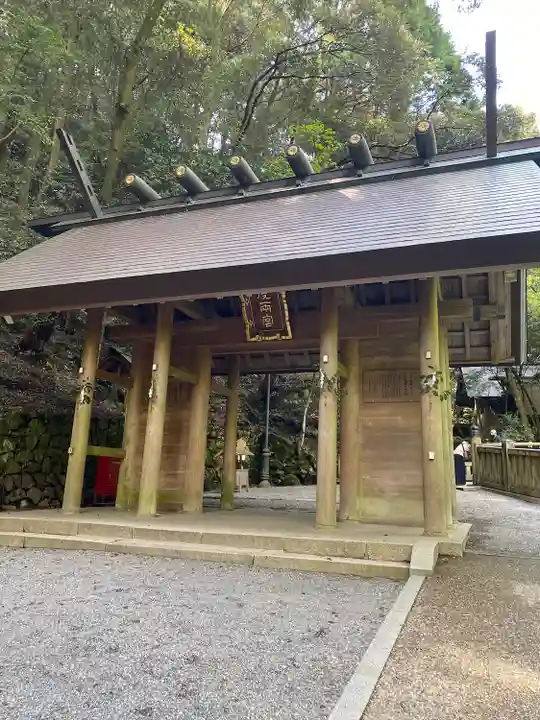 多度大社の山門・神門