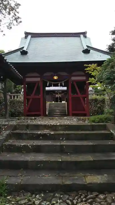 賀久留神社の山門・神門