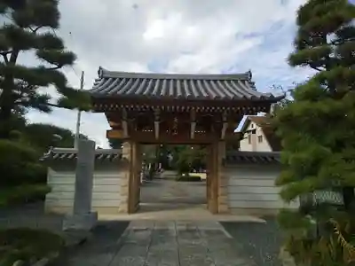 薬王寺の山門・神門