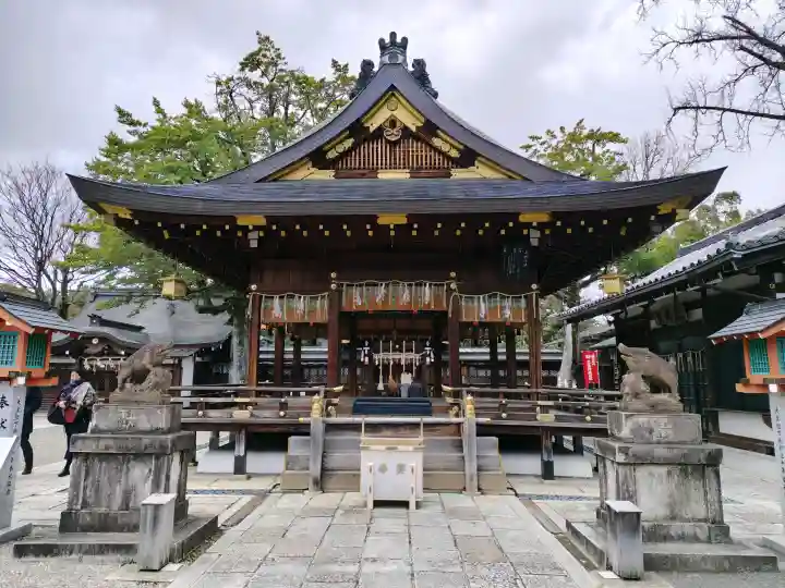 護王神社の{uncategorized: "未分類", other: "その他", undefined: "問題あり", building: "その他建物", grave: "お墓", sacred_gate: "鳥居", guardian: "狛犬", statue: "像", buddha: "仏像", history: "歴史", nature: "自然", garden: "庭園", animal: "動物", pagoda: "塔", temizu: "手水舎", mountain_gate: "山門・神門", sanctuary: "本殿・本堂", subordinate: "末社・摂社", art: "芸術", scenery: "景色", jizo: "地蔵", ema: "絵馬", goshuin: "御朱印", omikuji: "おみくじ", items: "授与品その他", amulet: "お守り", goshuincho: "御朱印帳", eats: "食事", festival: "お祭り", votive_dance: "神楽", shichigosan: "七五三参", wedding: "結婚式", experience: "体験その他", initially: "初詣", around: "周辺", anti_infection: "感染症対策"}