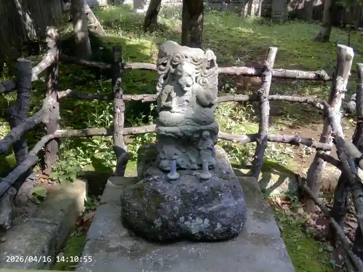 西向天神社の{uncategorized: "未分類", other: "その他", undefined: "問題あり", building: "その他建物", grave: "お墓", sacred_gate: "鳥居", guardian: "狛犬", statue: "像", buddha: "仏像", history: "歴史", nature: "自然", garden: "庭園", animal: "動物", pagoda: "塔", temizu: "手水舎", mountain_gate: "山門・神門", sanctuary: "本殿・本堂", subordinate: "末社・摂社", art: "芸術", scenery: "景色", jizo: "地蔵", ema: "絵馬", goshuin: "御朱印", omikuji: "おみくじ", items: "授与品その他", amulet: "お守り", goshuincho: "御朱印帳", eats: "食事", festival: "お祭り", votive_dance: "神楽", shichigosan: "七五三参", wedding: "結婚式", experience: "体験その他", initially: "初詣", around: "周辺", anti_infection: "感染症対策"}