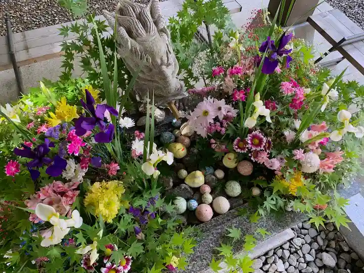 滑川神社 - 仕事と子どもの守り神の手水舎
