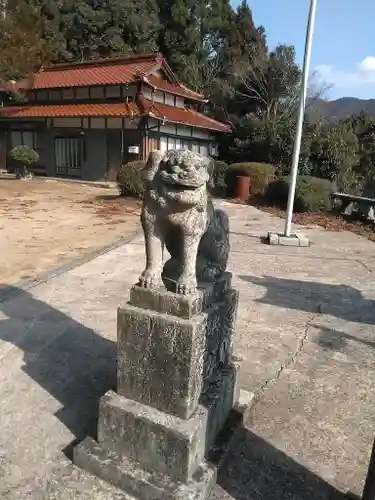 櫻井八幡宮の狛犬