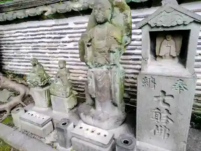 待乳山聖天（本龍院）の{uncategorized: "未分類", other: "その他", undefined: "問題あり", building: "その他建物", grave: "お墓", sacred_gate: "鳥居", guardian: "狛犬", statue: "像", buddha: "仏像", history: "歴史", nature: "自然", garden: "庭園", animal: "動物", pagoda: "塔", temizu: "手水舎", mountain_gate: "山門・神門", sanctuary: "本殿・本堂", subordinate: "末社・摂社", art: "芸術", scenery: "景色", jizo: "地蔵", ema: "絵馬", goshuin: "御朱印", omikuji: "おみくじ", items: "授与品その他", amulet: "お守り", goshuincho: "御朱印帳", eats: "食事", festival: "お祭り", votive_dance: "神楽", shichigosan: "七五三参", wedding: "結婚式", experience: "体験その他", initially: "初詣", around: "周辺", anti_infection: "感染症対策"}