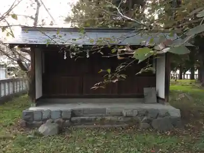 甲斐奈神社の末社・摂社