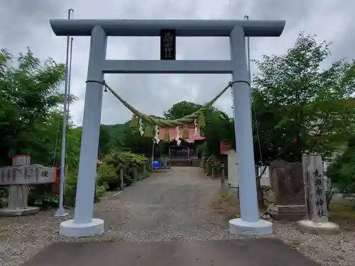 丸瀬布神社の鳥居