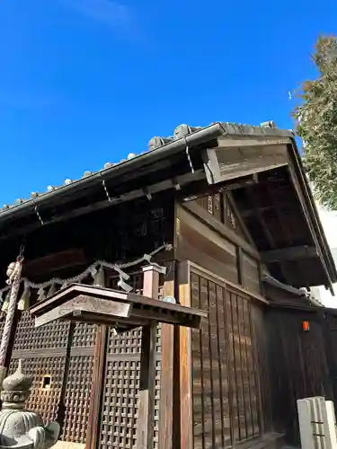 薬師神社の本殿