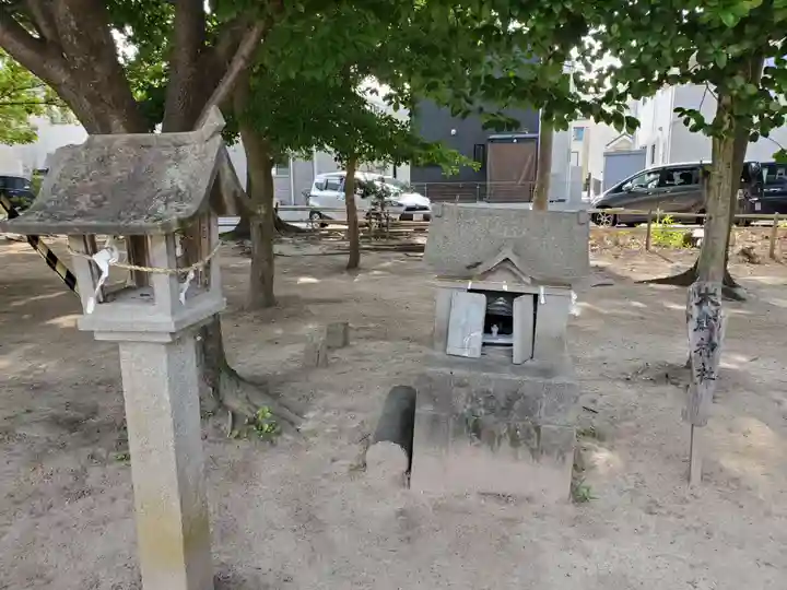 宗賢神社の末社・摂社