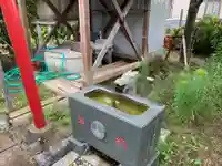 稲荷神社の手水舎