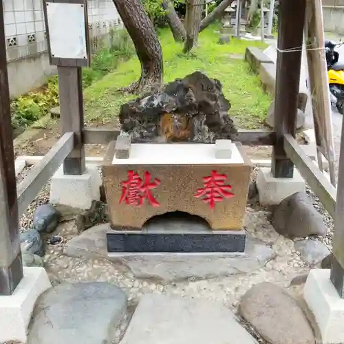 西小松川天祖神社の手水舎