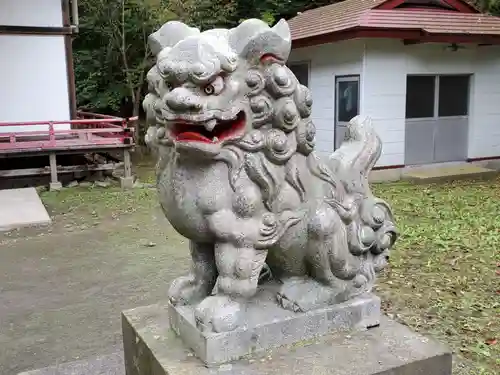 大臼山神社の狛犬