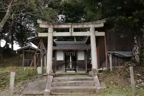 日枝神社（新旭町安井川）の鳥居