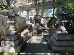 白山神社の末社