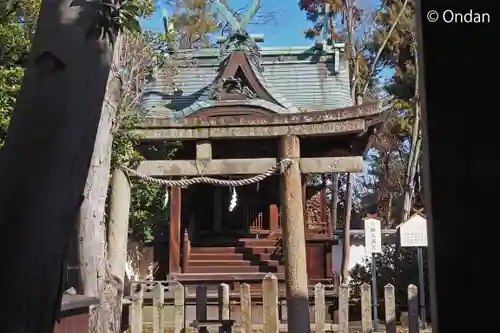 泉穴師神社の末社