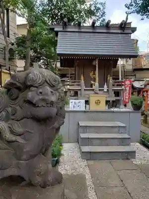 高円寺氷川神社の狛犬