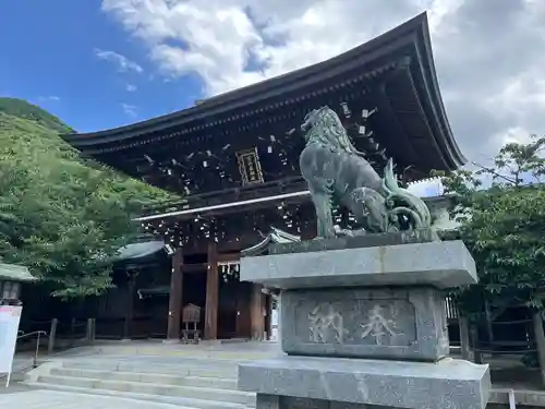 宮地嶽神社の狛犬