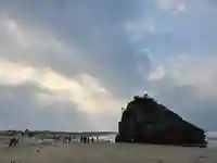 稲佐の浜 弁天島(島根県)
