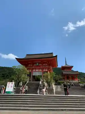 清水寺の山門・神門