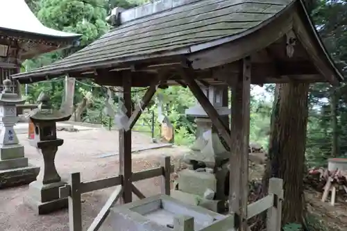 高松神社の手水舎