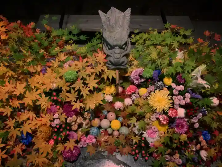 滑川神社 - 仕事と子どもの守り神の手水舎