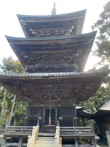 千光寺の{uncategorized: "未分類", other: "その他", undefined: "問題あり", building: "その他建物", grave: "お墓", sacred_gate: "鳥居", guardian: "狛犬", statue: "像", buddha: "仏像", history: "歴史", nature: "自然", garden: "庭園", animal: "動物", pagoda: "塔", temizu: "手水舎", mountain_gate: "山門・神門", sanctuary: "本殿・本堂", subordinate: "末社・摂社", art: "芸術", scenery: "景色", jizo: "地蔵", ema: "絵馬", goshuin: "御朱印", omikuji: "おみくじ", items: "授与品その他", amulet: "お守り", goshuincho: "御朱印帳", eats: "食事", festival: "お祭り", votive_dance: "神楽", shichigosan: "七五三参", wedding: "結婚式", experience: "体験その他", initially: "初詣", around: "周辺", anti_infection: "感染症対策"}