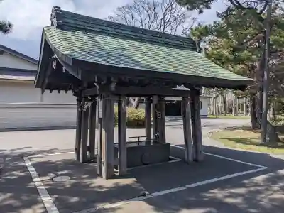 亀田八幡宮の手水舎