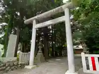 阿伎留神社の鳥居