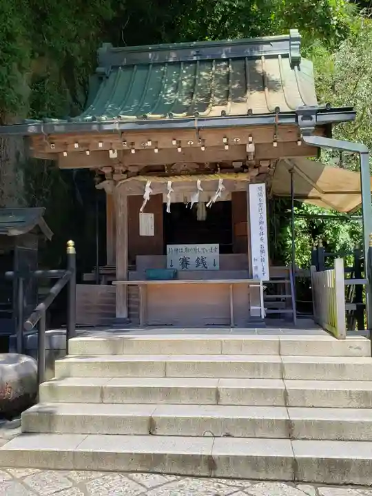 銭洗弁財天宇賀福神社の本殿・本堂