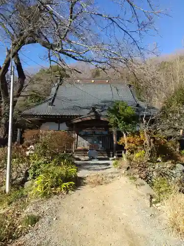 遍照寺の本殿