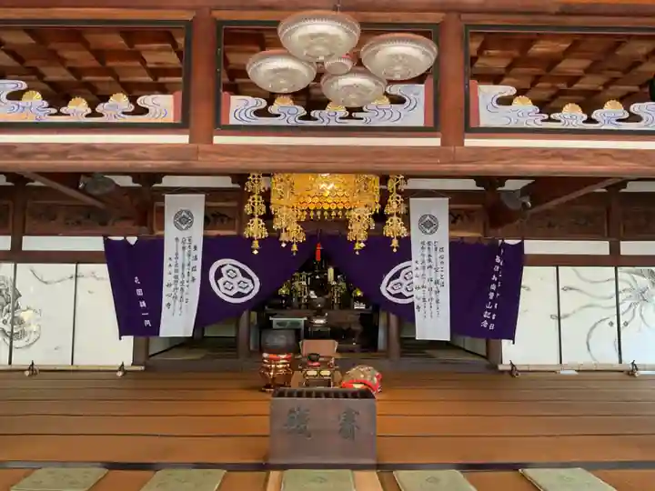 長久寺の本殿・本堂