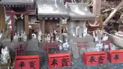 栗川稲荷神社の末社