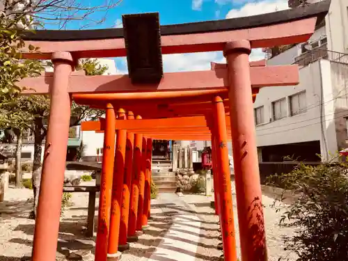 三輪神社の鳥居