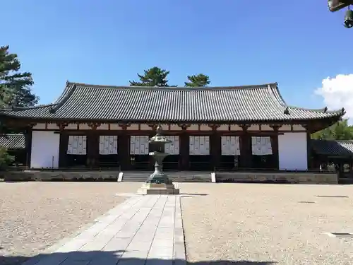法隆寺の本殿・本堂
