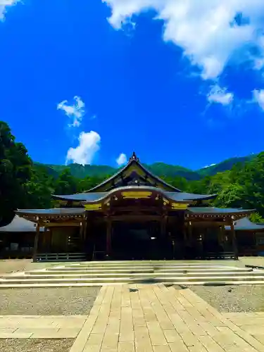 彌彦神社(新潟県)