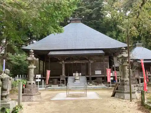 高繩寺の本殿・本堂