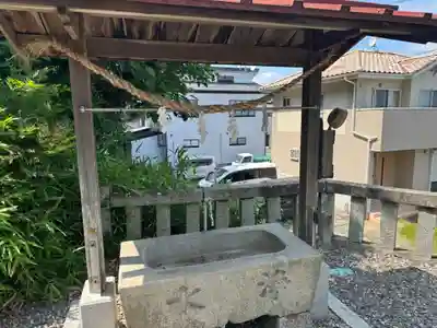 湊神社の手水舎