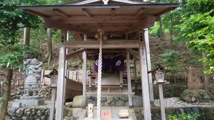 御髪神社の本殿・本堂