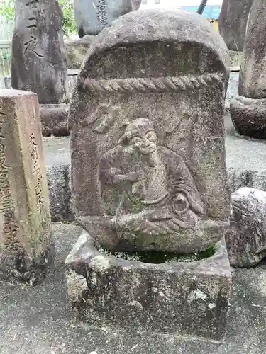 御嶽神社の像