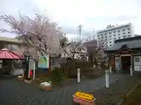 湯前薬師如来堂の本殿・本堂