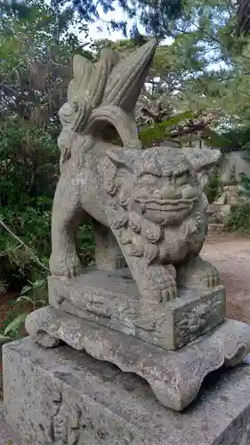 鶴崎神社の狛犬