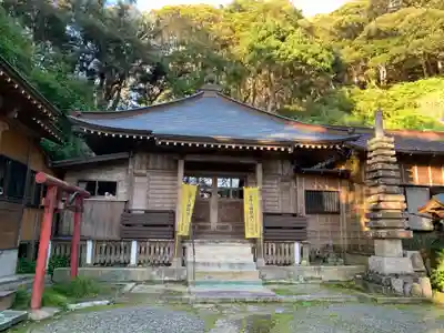 日蓮寺の本殿・本堂
