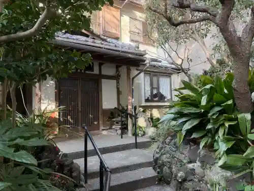 龍渓寺奏庵の{uncategorized: "未分類", other: "その他", undefined: "問題あり", building: "その他建物", grave: "お墓", sacred_gate: "鳥居", guardian: "狛犬", statue: "像", buddha: "仏像", history: "歴史", nature: "自然", garden: "庭園", animal: "動物", pagoda: "塔", temizu: "手水舎", mountain_gate: "山門・神門", sanctuary: "本殿・本堂", subordinate: "末社・摂社", art: "芸術", scenery: "景色", jizo: "地蔵", ema: "絵馬", goshuin: "御朱印", omikuji: "おみくじ", items: "授与品その他", amulet: "お守り", goshuincho: "御朱印帳", eats: "食事", festival: "お祭り", votive_dance: "神楽", shichigosan: "七五三参", wedding: "結婚式", experience: "体験その他", initially: "初詣", around: "周辺", anti_infection: "感染症対策"}