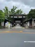 白峯神宮の鳥居