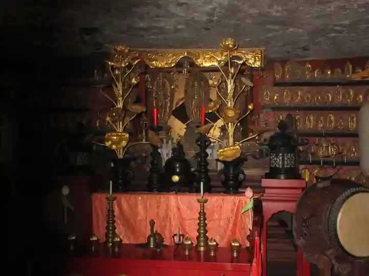 釋尊寺の本殿・本堂