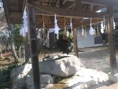 箭山神社下宮の手水舎