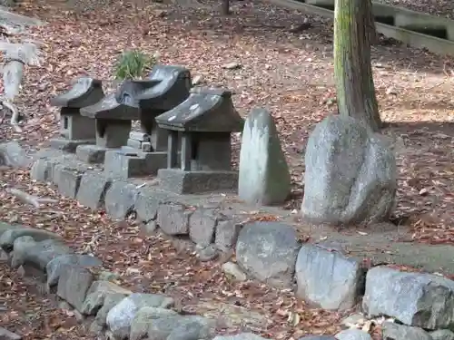 諏訪神社の末社