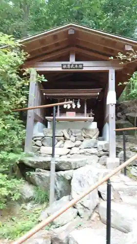 宝登山神社の末社