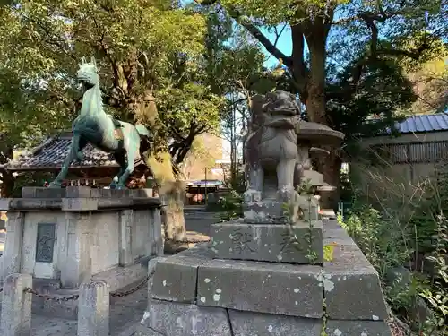 諏訪神社の狛犬